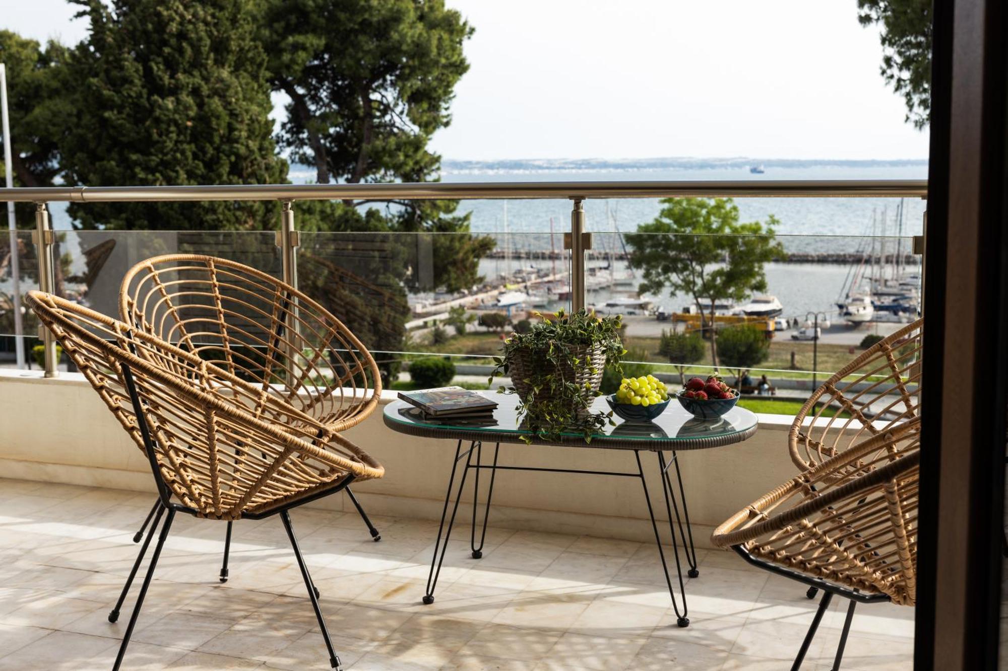Champagne Sea View Apartment By Binobi! Selanik Dış mekan fotoğraf